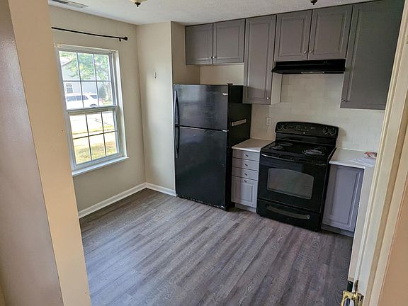 3rd image of 2625 Sonhatsett Dr