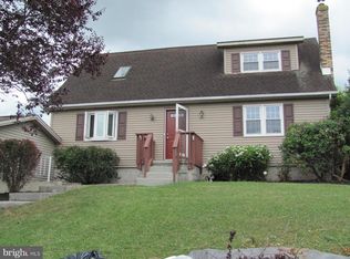 702 Riverview Dr, Etters, PA 17319