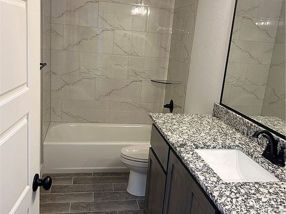 5th image of 4361 Tall Ridge Rd