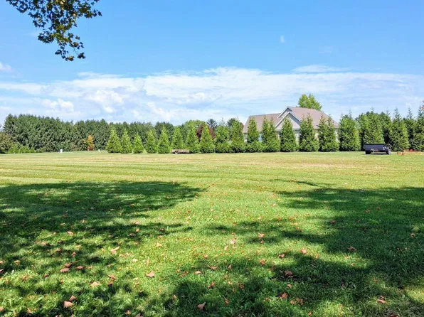 11 Southwood Rd, New Freedom, PA 17349