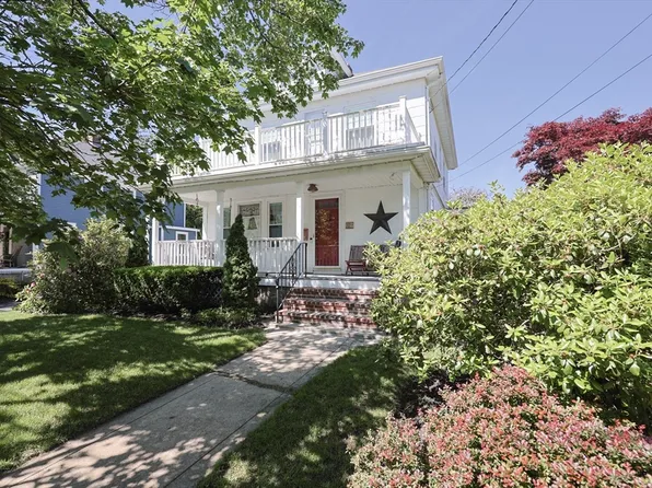 27 Bouve Ave, Brockton, MA 02301