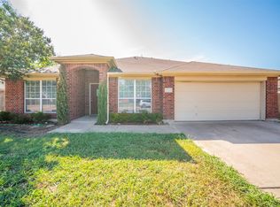 1101 Ben Dr, Burleson, TX 76028