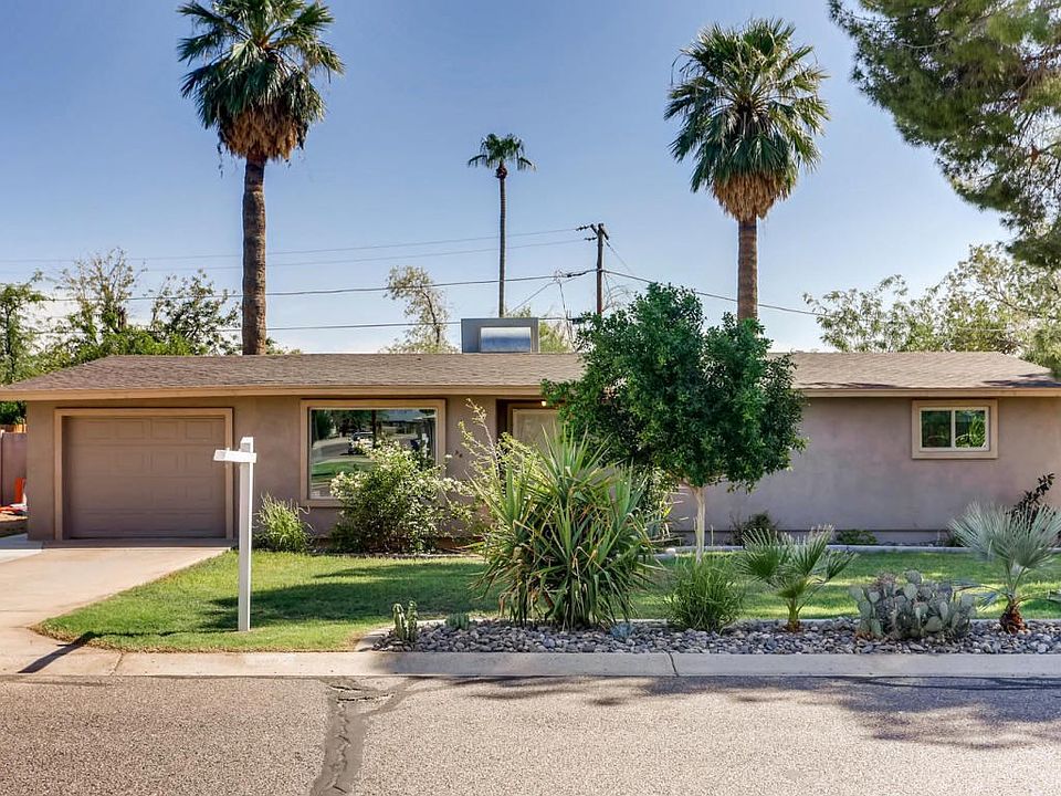 4647 E Hubbell St Phoenix AZ-large-002-3