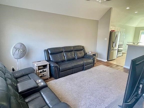 4th image of 4427 Pecan Creek Dr