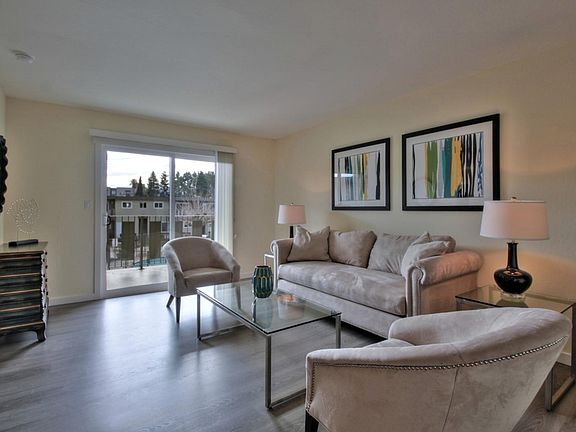 2nd image of 471 Acalanes Dr APT 22
