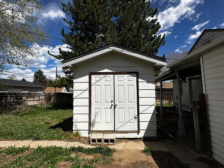 4747 S Acoma St — Photo 27