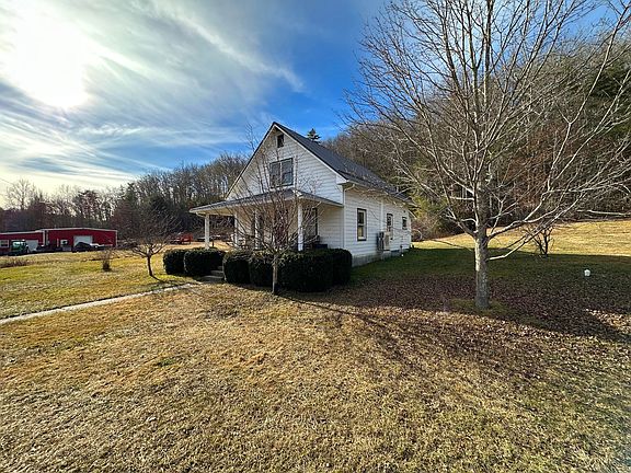 17255 Pocahontas Trl, White Sulphur Springs, WV 24986 | MLS #24-27 | Zillow