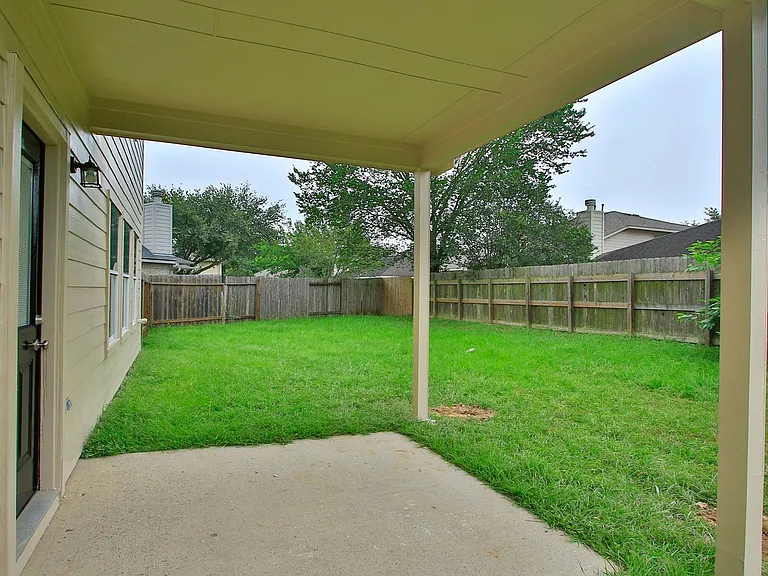 20102 Glacier Falls Dr — Photo 40