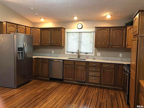 2nd image of 3020 55th Street Dr Unit 7