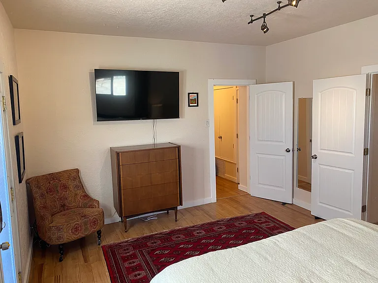 702 3rd St SW — Photo 20
