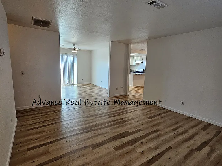 5 Eckert Ct — Photo 4