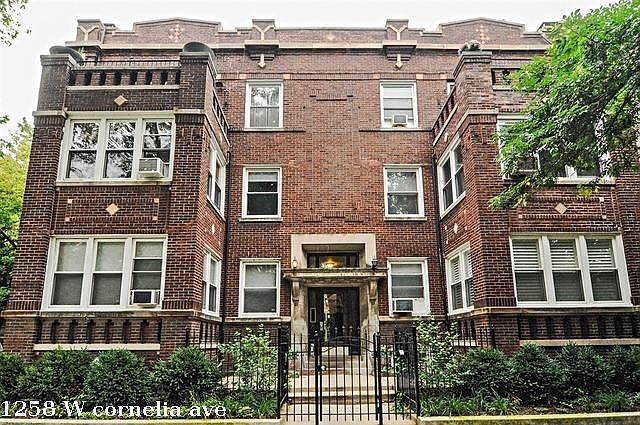 2nd image of 1258 W Cornelia Ave #1613