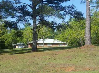 5079 Upper River Rd, Tallassee, AL 36078