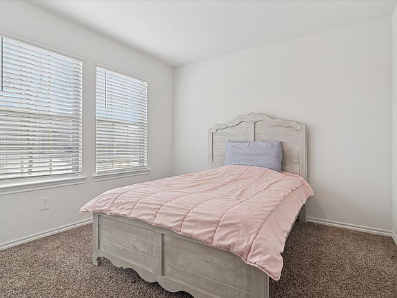 4th image of 1132 Rountree Ct