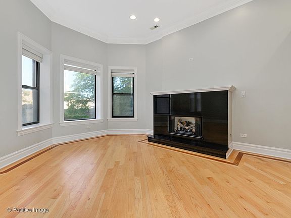 5th image of 5216 N Winthrop Ave APT 3