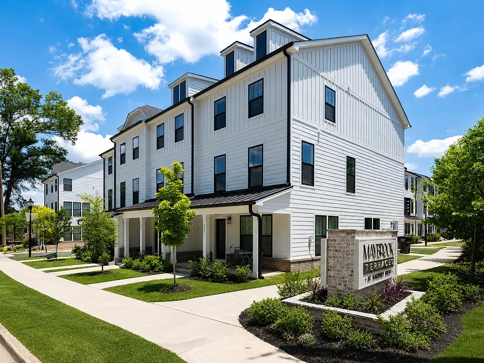 Building Photo 3