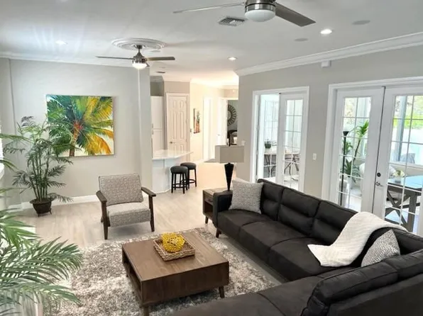 419 SE 4th Ave, Delray Beach, FL 33483