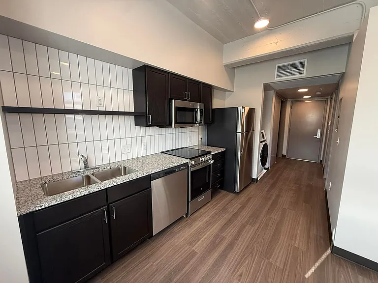 The Arnold Apartments — Photo 29