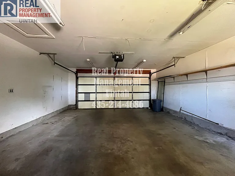 456 S 3130 W — Photo 25