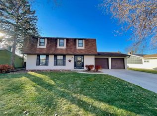 534 Tyrolian Dr, Green Bay, WI 54302