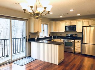 305 Salem St APT 411, Woburn, MA 01801