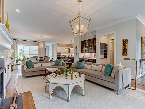 4th image of 424 Fisher Park Cir #B