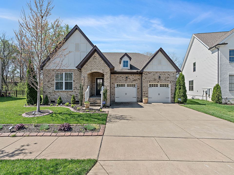 1st image of 2741 Cloister Ln