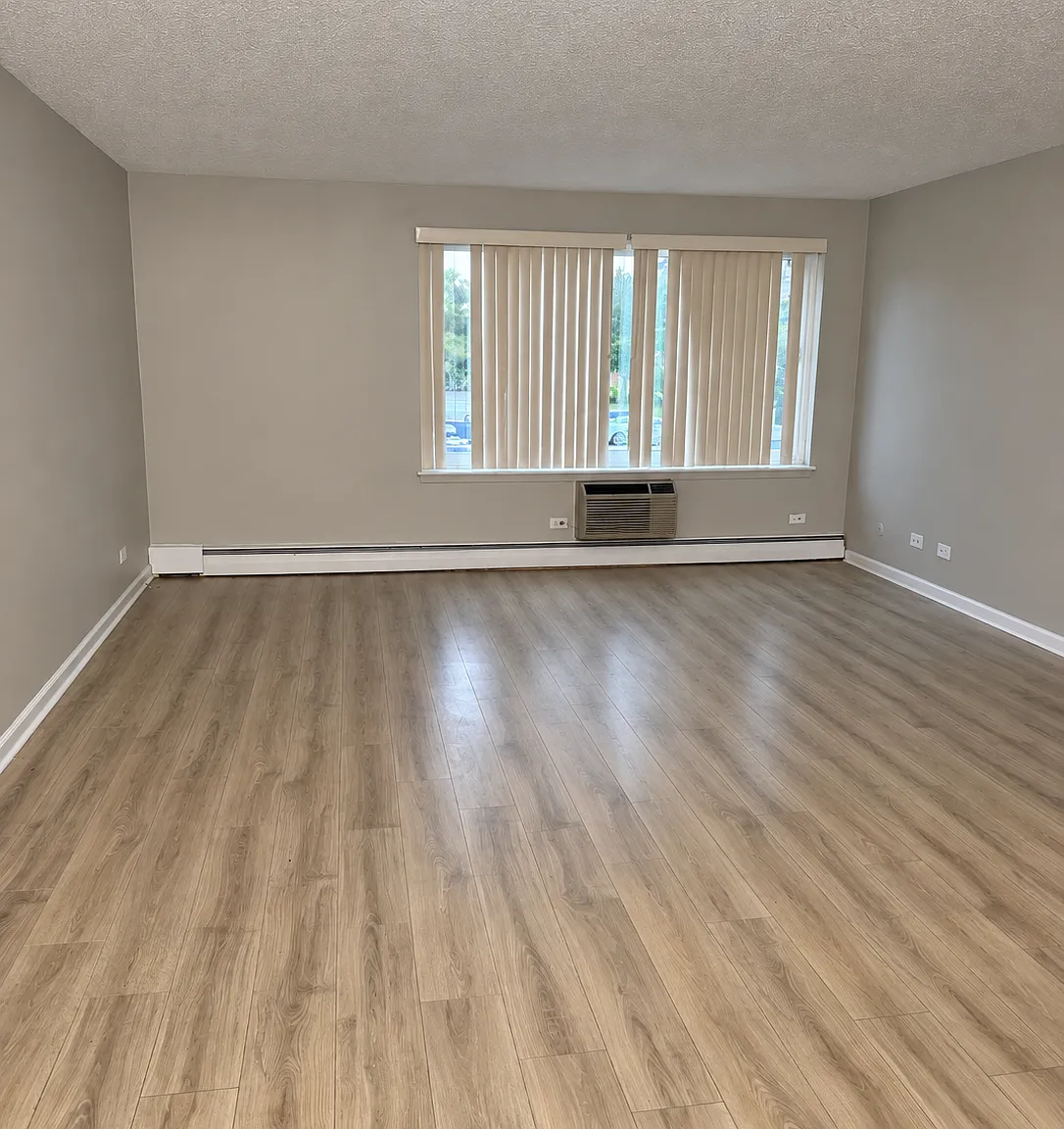 1 bed, 1000 sqft, $1,550 — Photo 4