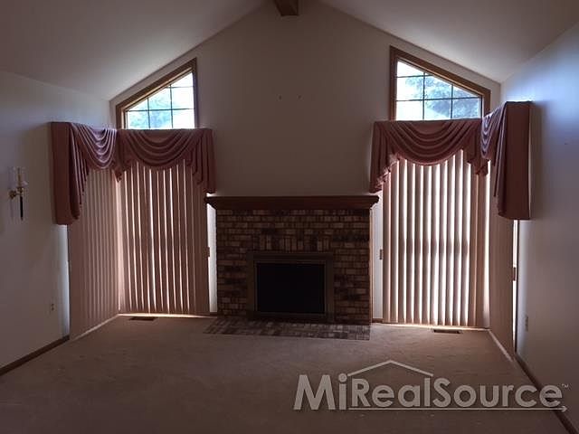 2nd image of 49331 Sheridan Ct