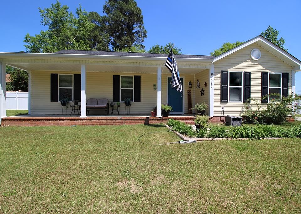 1st image of 4322 Parkwood Dr