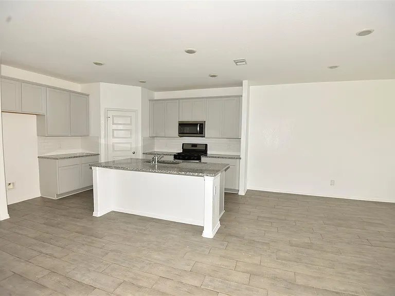 23006 Forebear Dr — Photo 7