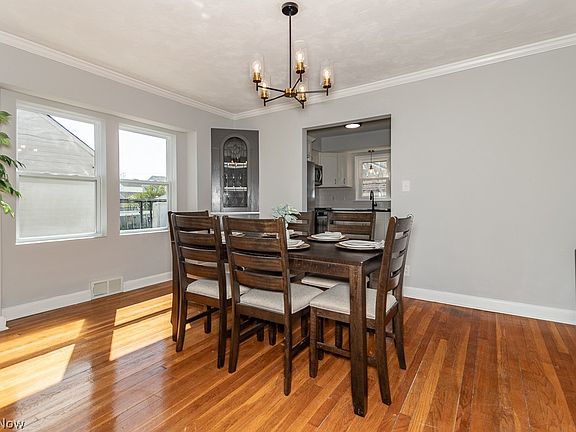 5th image of 21270 Westport Ave