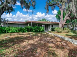 25 Forest Hill Ct, Avon Park, FL 33825