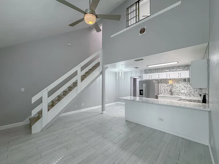 934 S Lipona Rd — Photo 15