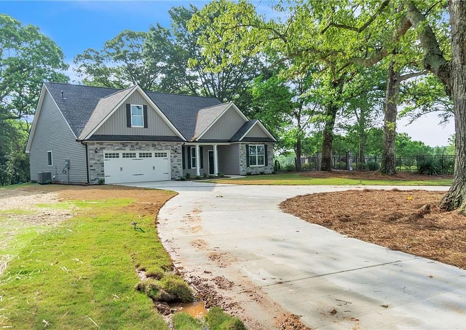 1132 Old Williamston Rd, Piedmont, SC 29673 Zillow