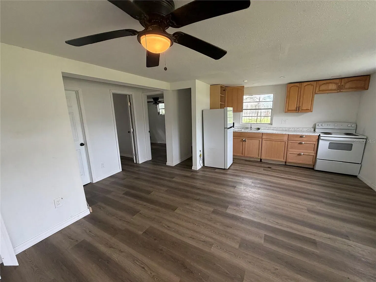 2 bed, 536 sqft, $1,350 — Photo 4