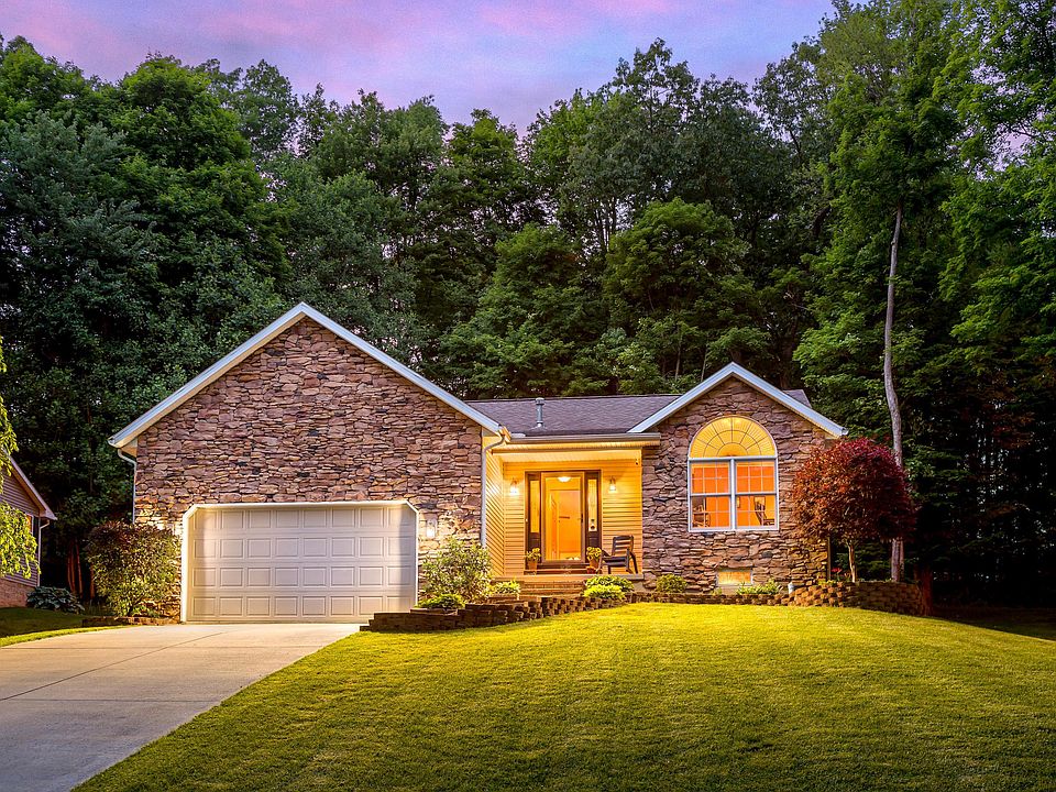 1st image of 634 Courtland Dr