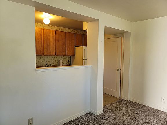 3rd image of 331 Bryan Ave #9
