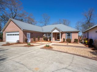 245 Cove Dr, Abbeville, AL 36310