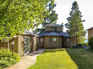 16 Yarwood Rd, Tiny, ON L0L 2J0