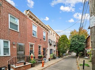 931 Kimball St, Philadelphia, PA 19147