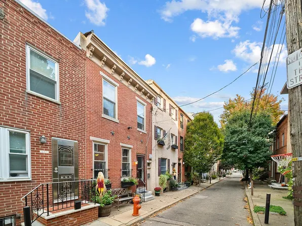 931 Kimball St, Philadelphia, PA 19147