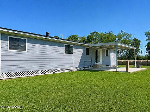 2nd image of 124 Burberry Ln