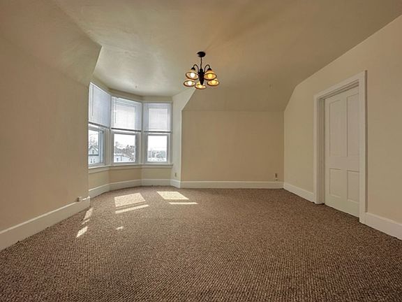 3rd image of 2707 Forest Ave