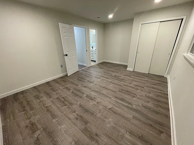 3105 Gay Ave — Photo 5