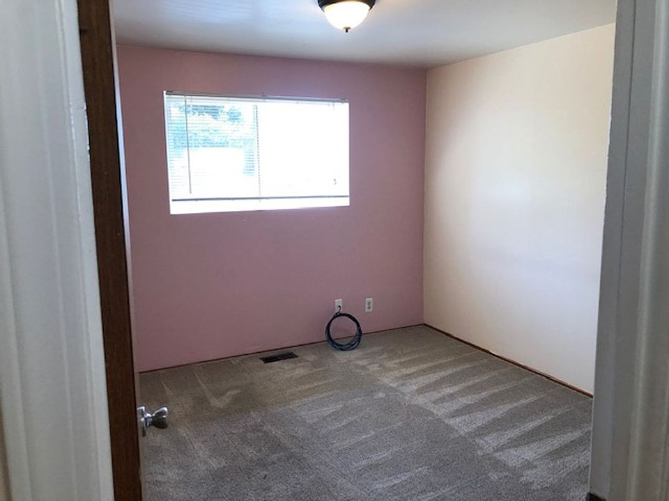 1st image of 2360 Loerland Ln