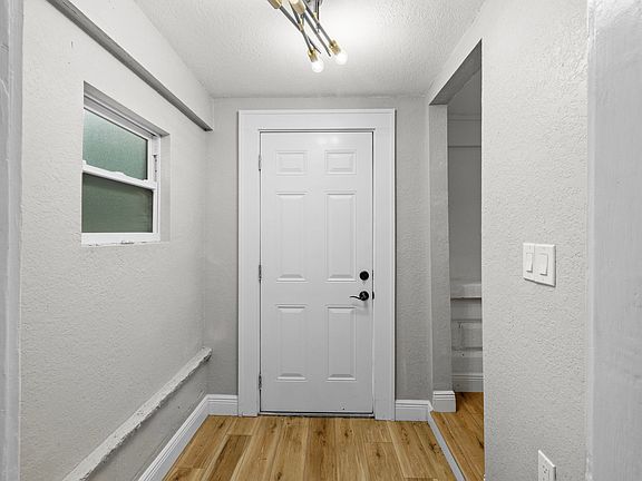 2nd image of 2900 1st Ave S #2