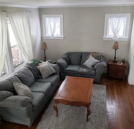 2nd image of 531 Smiley St