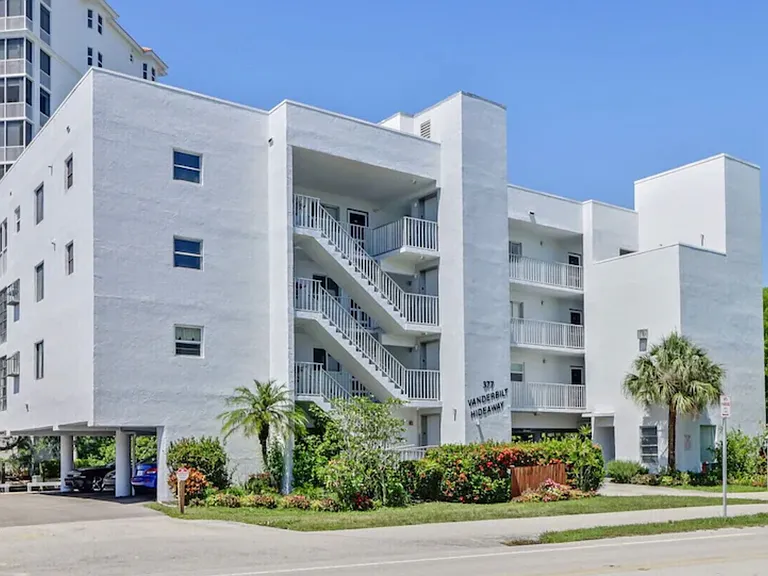 377 Vanderbilt Beach Rd #303 — Photo 3