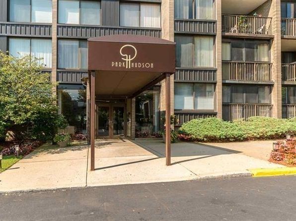 9060 Palisade Ave APT 401